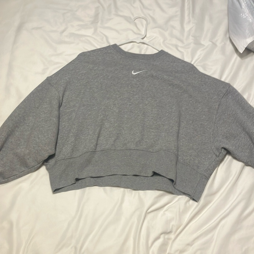 Nike Gray Cropped Sweatshirt